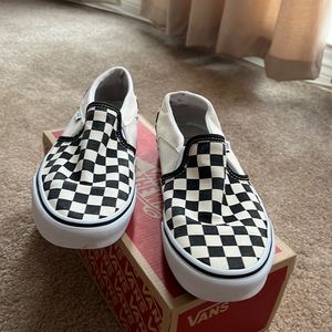 Women’s VANS tennis shoes black, beige, and white